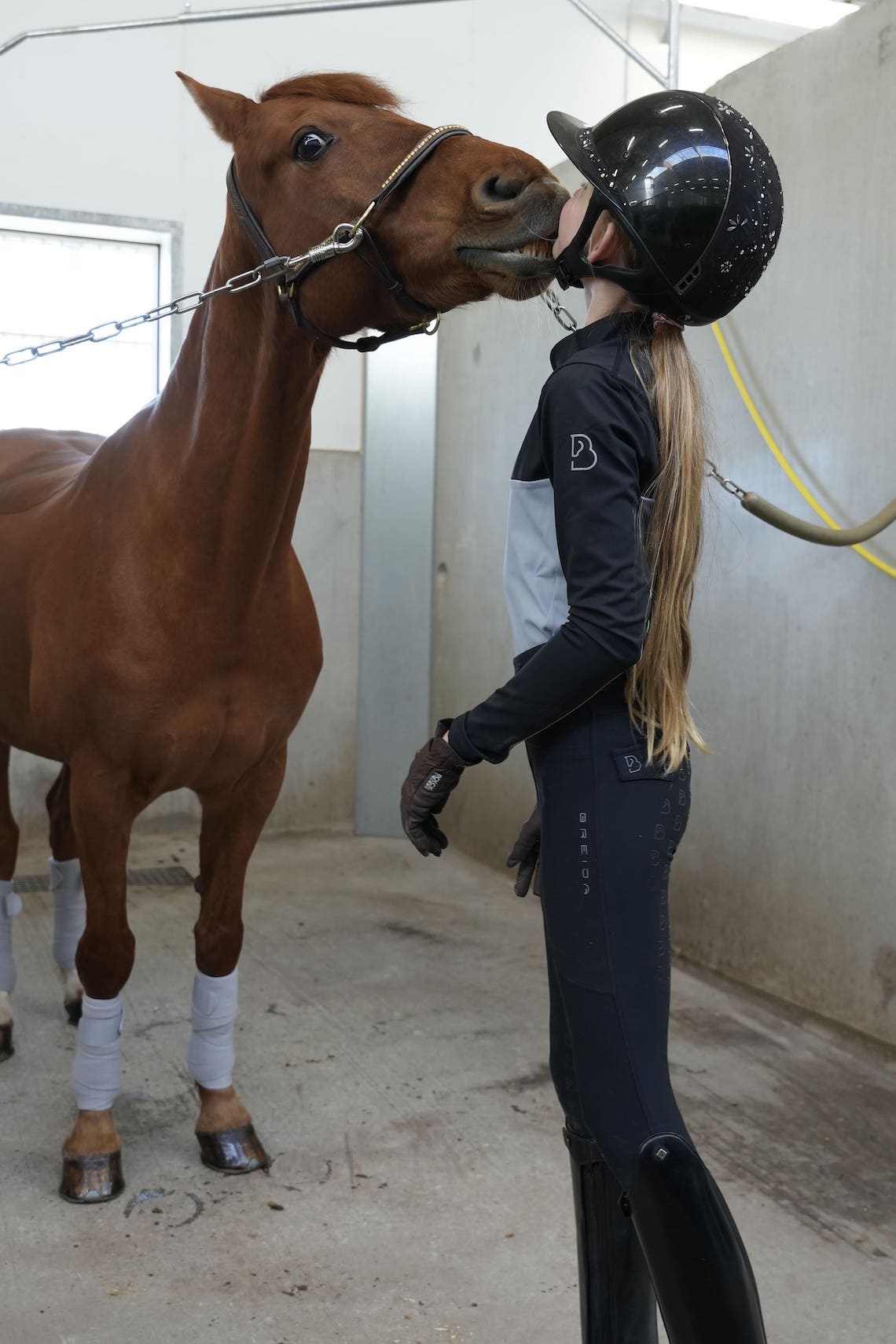YR Flyinge Black Breeches - BREIJA