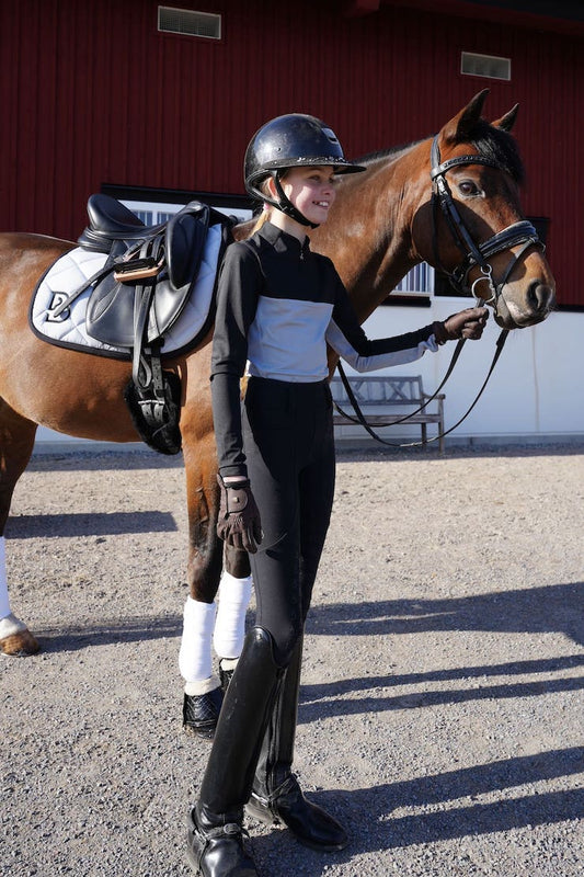 YR Flyinge Black Breeches - BREIJA
