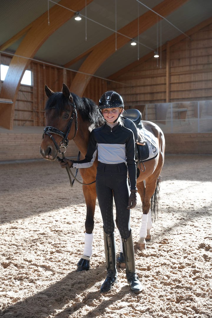 YR Flyinge Black Breeches - BREIJA