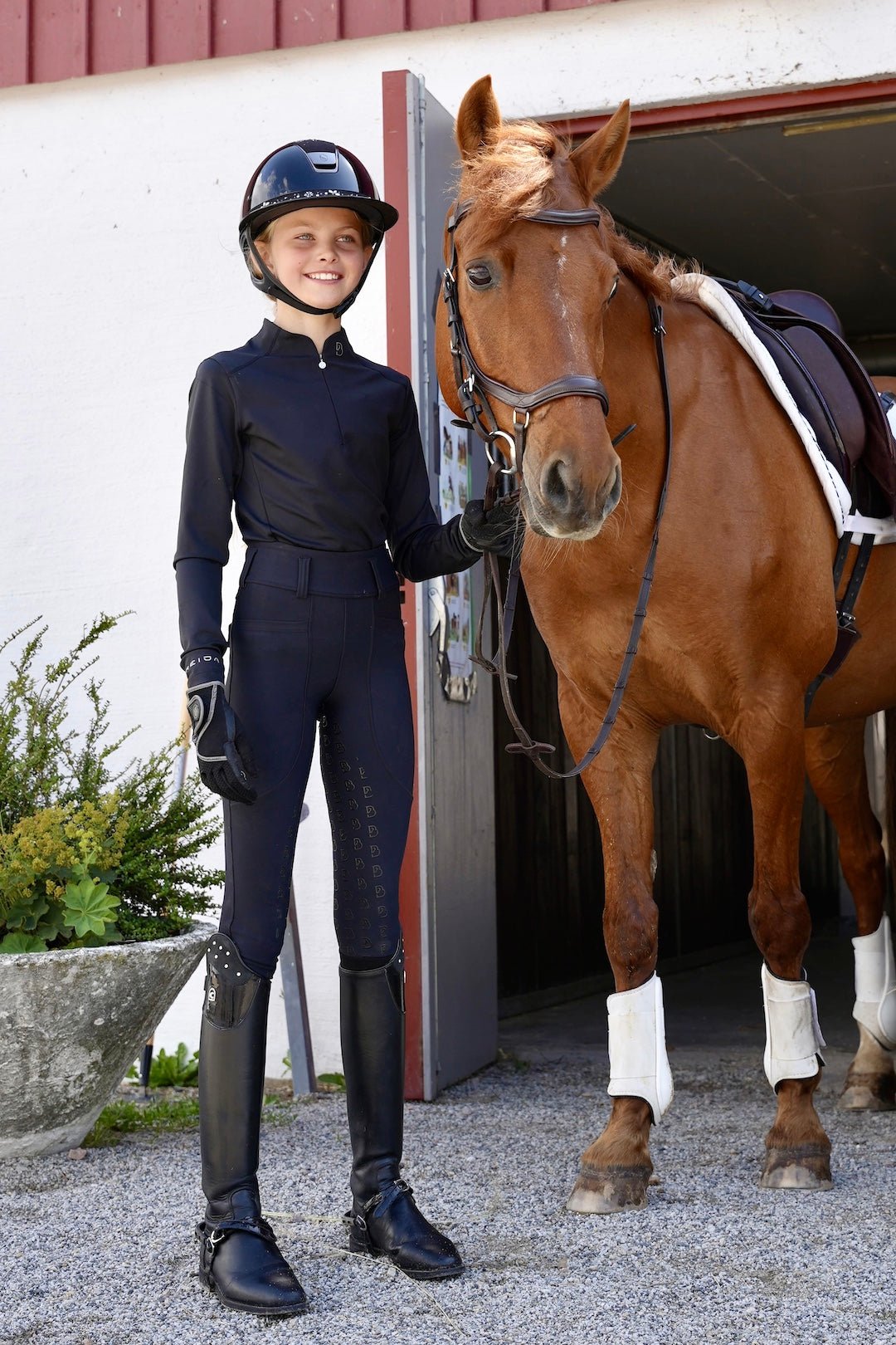 YR Flyinge Black Breeches - BREIJA
