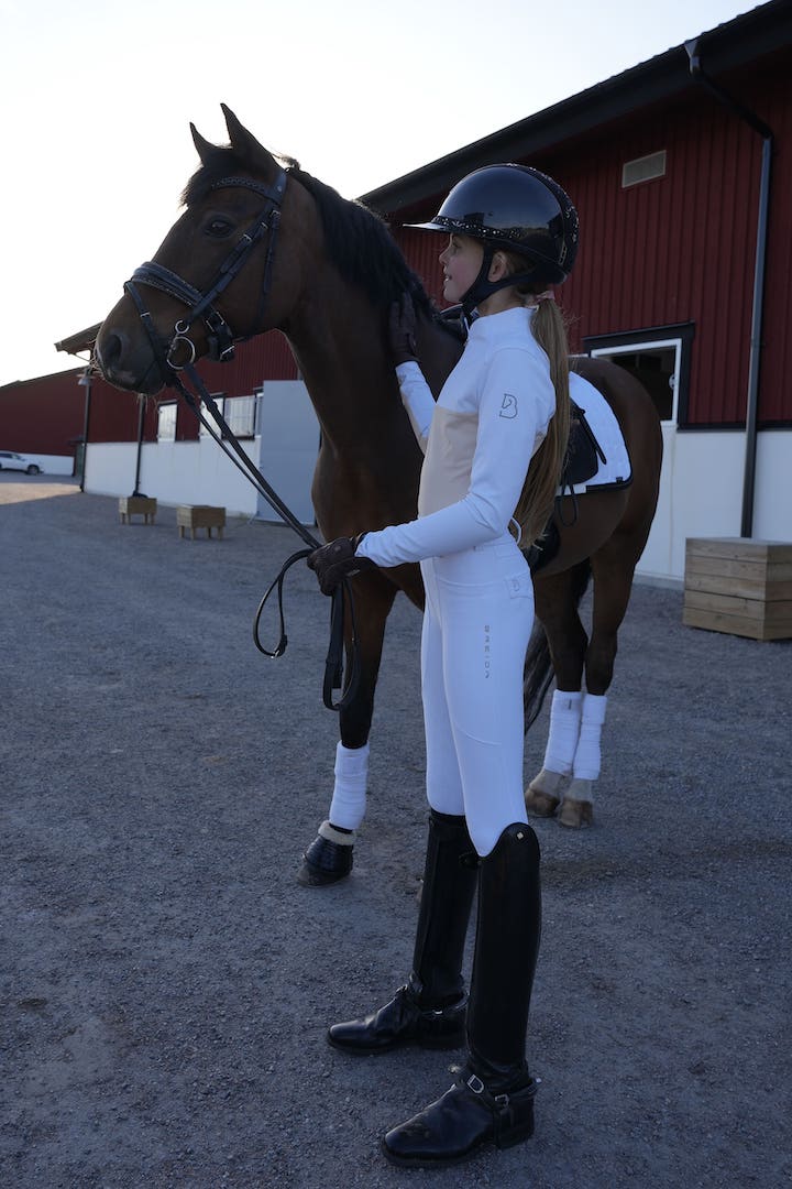 YR Flyinge White Breeches - BREIJA